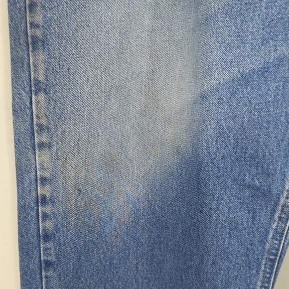 Carhartt Men's Relaxed Distresses Tapered Denim - Picture 13 of 14